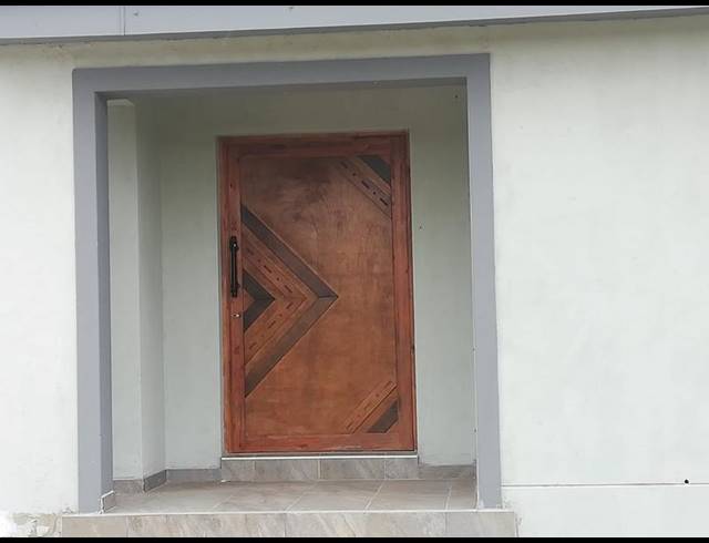 3 BEDROOM HOUSE FOR SALE IN PARADISE BEACH